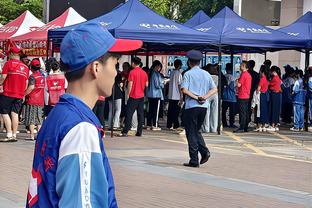 乌度卡：我们得到了很多空位机会 但是没有把球投进